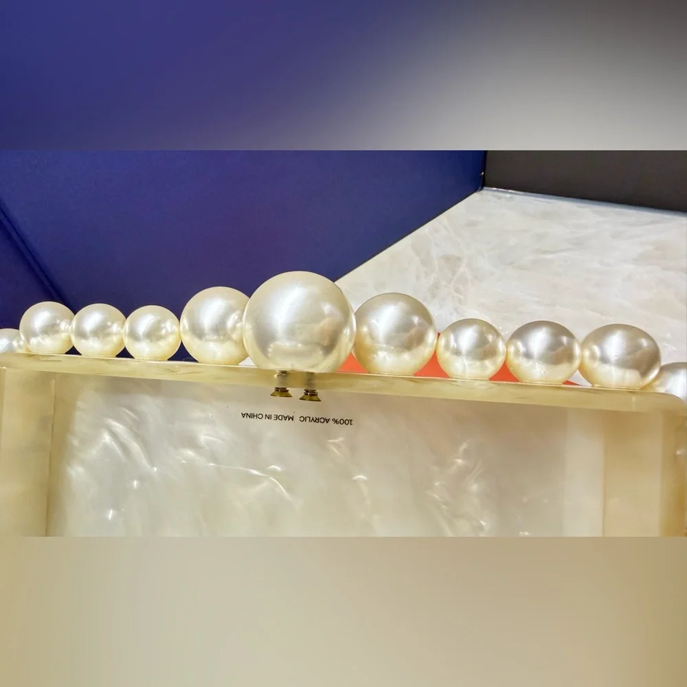 Cult Gaia Eos Pearl Box Clutch - Picture 16 of 16